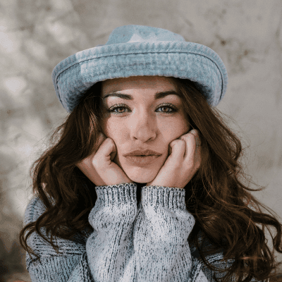 women's blue hat